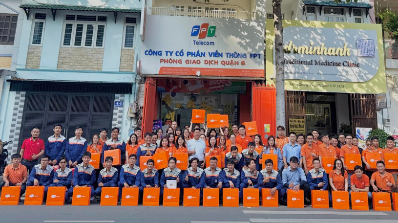 Lắp mạng FPT Quận 8